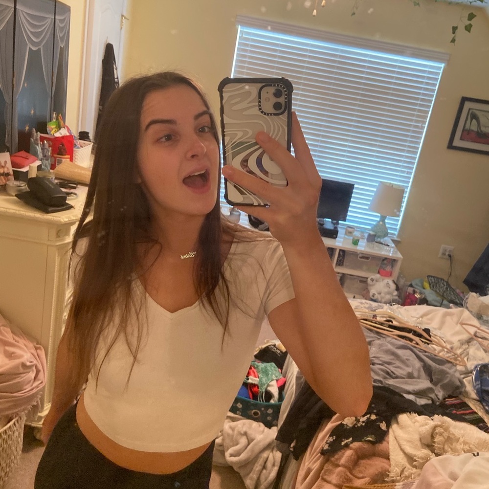 CUTIE WHITE TOP 🙌😇